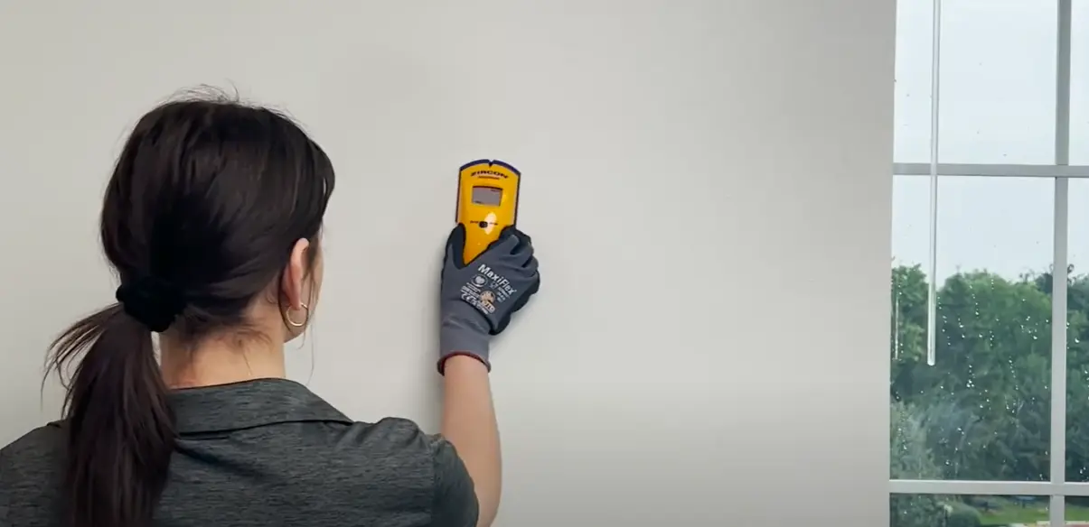 How to Safely Mount Heavy Wall Cabinets on Drywall: A Professional Guide